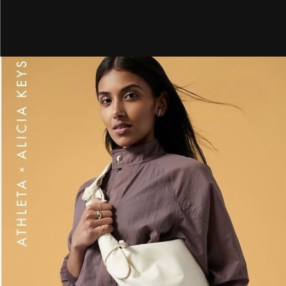 Athleta Cream Shoulder Bag